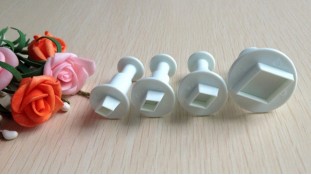 Плунжери для мастики Ромби. 4 штуки