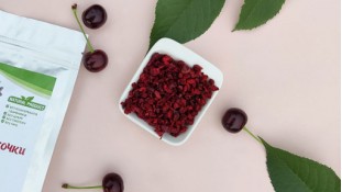 Вишня сублімована Шматочки