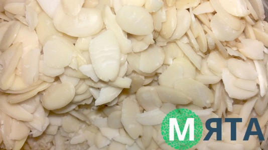 Мигдальні пелюстки (слайси)