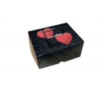 Коробка для десертів 15х21х10, Чорна із серцями