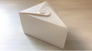 Коробка для шматочка торта, біла