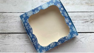 Коробка для пряників 20х20 см, Синя Сніжинка