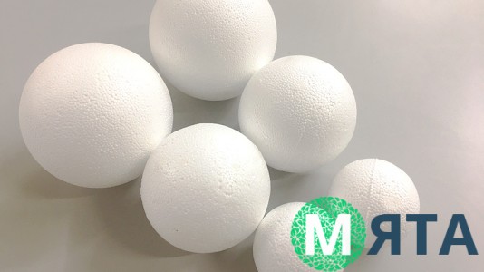 Пінопластові кульки