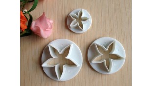 Вирубка кондитерська Чашолист. 3 штуки