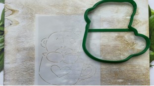 Вирубка + трафарет Ведмідь №4