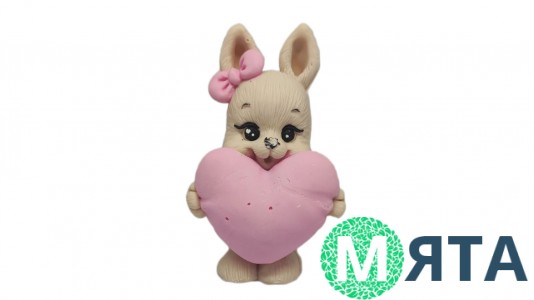 Шоколадная фигурка Mi-Mi Зайка с сердцем
