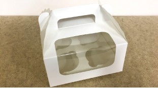 Коробка 17х17х8,5 (4 капкейка) с ручкой Коробка 17х17х8,5 (4 капкейка) с ручкой